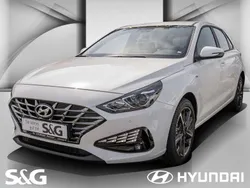 Serenity white Neu 2024 Hyundai i30 Trend Kleinwagen | 26.680 € (Guter Preis)