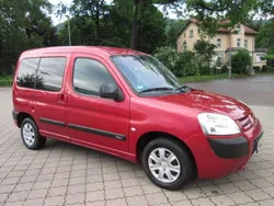 Rot Gebraucht 2005 Citroën Berlingo Van / Kleinbus | 1.850 € (Fairer Preis)