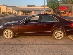Braun Gebraucht 2012 Mercedes E300 Avantgarde Limousine | 14.500 € (Guter Preis)