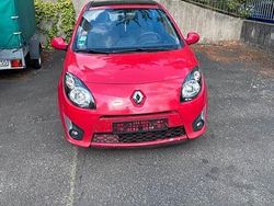 Rot Gebraucht 2009 Renault Twingo Kleinwagen | 900 €