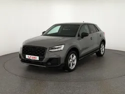 Grau Gebraucht 2019 Audi Q2 Sport SUV | 24.950 € (Teuer)