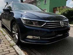 Blau Gebraucht 2017 VW Passat Highline Kombi | 15.900 € (Teuer)
