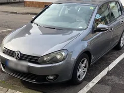 Grau Gebraucht 2010 VW Golf VI Limousine | 4.500 € (Guter Preis)