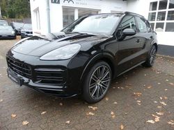 Schwarz Gebraucht 2022 Porsche Cayenne GTS SUV | 89.990 € (Fairer Preis)