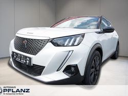 Weiss Gebraucht 2021 Peugeot e-2008 GT SUV | 20.490 € (Fairer Preis)