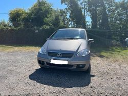 Grau Gebraucht 2006 Mercedes A150 Van / Kleinbus | 3.900 € (Fairer Preis)