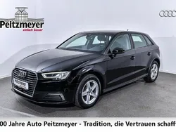 Schwarz Gebraucht 2020 Audi A3 Sportback e-tron Basis Limousine | 19.990 € (Fairer Preis)