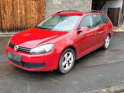 Rot Gebraucht 2010 VW Golf VI Trendline Kombi | 3.222 € (Fairer Preis)