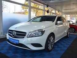 Weiß Gebraucht 2014 Mercedes A180 Urban Limousine | 12.990 € (Fairer Preis)