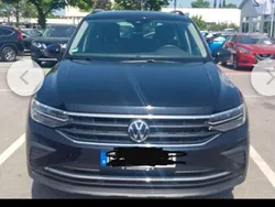 Schwarz Gebraucht 2022 VW Tiguan Life SUV | 26.500 € (Guter Preis)