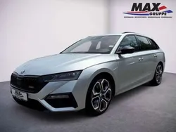Silber Gebraucht 2021 Skoda Octavia RS Kombi | 33.854 € (Teuer)