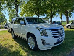 Weiß Gebraucht 2015 Cadillac Escalade SUV | 35.900 € (Guter Preis)