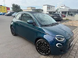 Ozean grün Gebraucht 2022 Fiat 500e La Prima Cabrio | 19.990 € (Guter Preis)