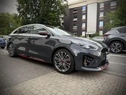 Grau Gebraucht 2021 Kia ProCeed Kleinwagen | 22.750 € (Guter Preis)