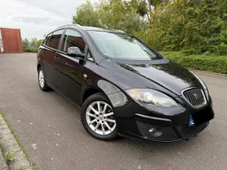 Schwarz Gebraucht 2011 Seat Altea XL Van / Kleinbus | 7.000 € (Teuer)