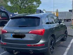 Grau Gebraucht 2009 Audi Q5 S-Line SUV | 15.500 €