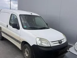 Weiß Gebraucht 2005 Peugeot Partner Van / Kleinbus | 999 € (Guter Preis)