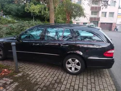 Schwarz Gebraucht 2006 Mercedes E220 Kombi | 2.600 € (Superpreis)