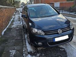 Blau Gebraucht 2011 VW Golf Plus Cross Van / Kleinbus | 5.490 € (Guter Preis)