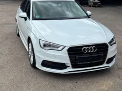 Weiß Gebraucht 2016 Audi A3 S-Line Limousine | 16.300 € (Fairer Preis)