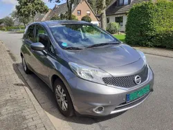 Grau Gebraucht 2016 Nissan Note Acenta+ Van / Kleinbus | 6.950 € (Fairer Preis)