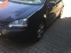 Blau Gebraucht 2005 VW Golf IV Trendline Limousine | 2.700 € (Fairer Preis)