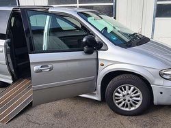 Silber Gebraucht 2008 Chrysler Grand Voyager Van / Kleinbus | 12.500 € (Fairer Preis)