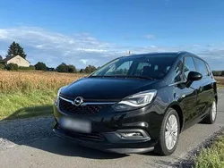 Schwarz Gebraucht 2017 Opel Zafira Innovation Van / Kleinbus | 12.500 € (Etwas zu teuer)