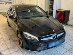 Schwarz Gebraucht 2017 Mercedes CLA180 Limousine | 16.500 € (Fairer Preis)
