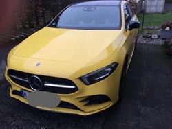 Gelb Gebraucht 2022 Mercedes A250 AMG line Limousine | 27.000 € (Superpreis)