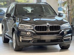 Schwarz metallic Gebraucht 2016 BMW X5 Comfort Edition SUV | 42.380 €