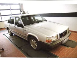 Silber Gebraucht 1989 Volvo 740 Limousine | 5.200 €