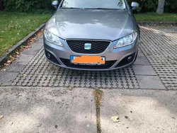 Grau Gebraucht 2025 Seat Exeo Kombi | 8.000 € (Guter Preis)