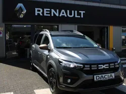 Dolomitgrau Neu 2024 Dacia Jogger Extreme Van / Kleinbus | 23.940 € (Fairer Preis)
