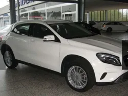 Weiß Gebraucht 2016 Mercedes GLA200 SUV | 17.200 € (Fairer Preis)