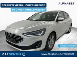Moondust silber Gebraucht 2023 Ford Focus Titanium Limousine | 18.090 € (Superpreis)