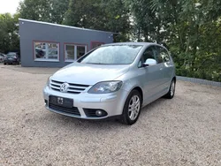 Reflexsilber metallic Gebraucht 2009 VW Golf Plus Cross Edition Van / Kleinbus | 2.480 € (Guter Preis)