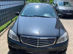Schwarz Gebraucht 2010 Mercedes C200 Kombi | 4.000 € (Fairer Preis)
