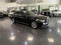 Obsidianschwarz metalliclack Gebraucht 2023 Mercedes E220 Avantgarde Limousine | 29.800 € (Superpreis)