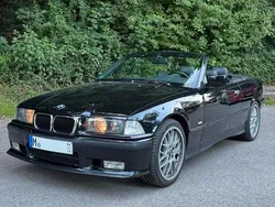 Schwarz Gebraucht 1998 BMW 318 Cabriolet M Sport Cabrio | 9.500 € (Teuer)