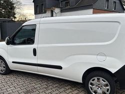 Weiß Gebraucht 2015 Fiat Doblò Lounge Van / Kleinbus | 5.900 €