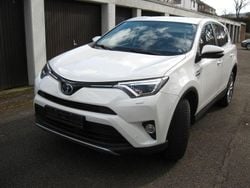 Weiß Gebraucht 2017 Toyota RAV4 Hybrid Edition-S SUV | 19.700 € (Fairer Preis)