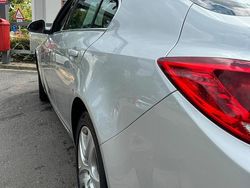 Silber Gebraucht 2009 Opel Insignia Limousine | 5.600 € (Fairer Preis)