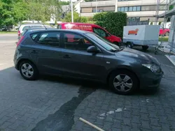 Steel gray Gebraucht 2010 Hyundai i30 Edition Kleinwagen | 3.101 € (Superpreis)