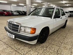Weiß Gebraucht 1991 Mercedes 190 Limousine | 2.998 €