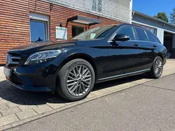 Schwarz unilack Gebraucht 2019 Mercedes C220 Kombi | 19.877 € (Guter Preis)