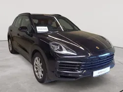 Tief schwarz metallic Gebraucht 2020 Porsche Cayenne S SUV | 53.590 € (Superpreis)
