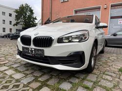 Weiß Gebraucht 2019 BMW 218 Active Tourer Van / Kleinbus | 10.700 € (Superpreis)