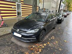 Schwarz Gebraucht 2018 VW Golf VII Highline Kombi | 13.600 € (Fairer Preis)