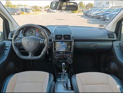 Schwarz Gebraucht 2005 Mercedes A200 Avantgarde Van / Kleinbus | 5.690 € (Etwas zu teuer)